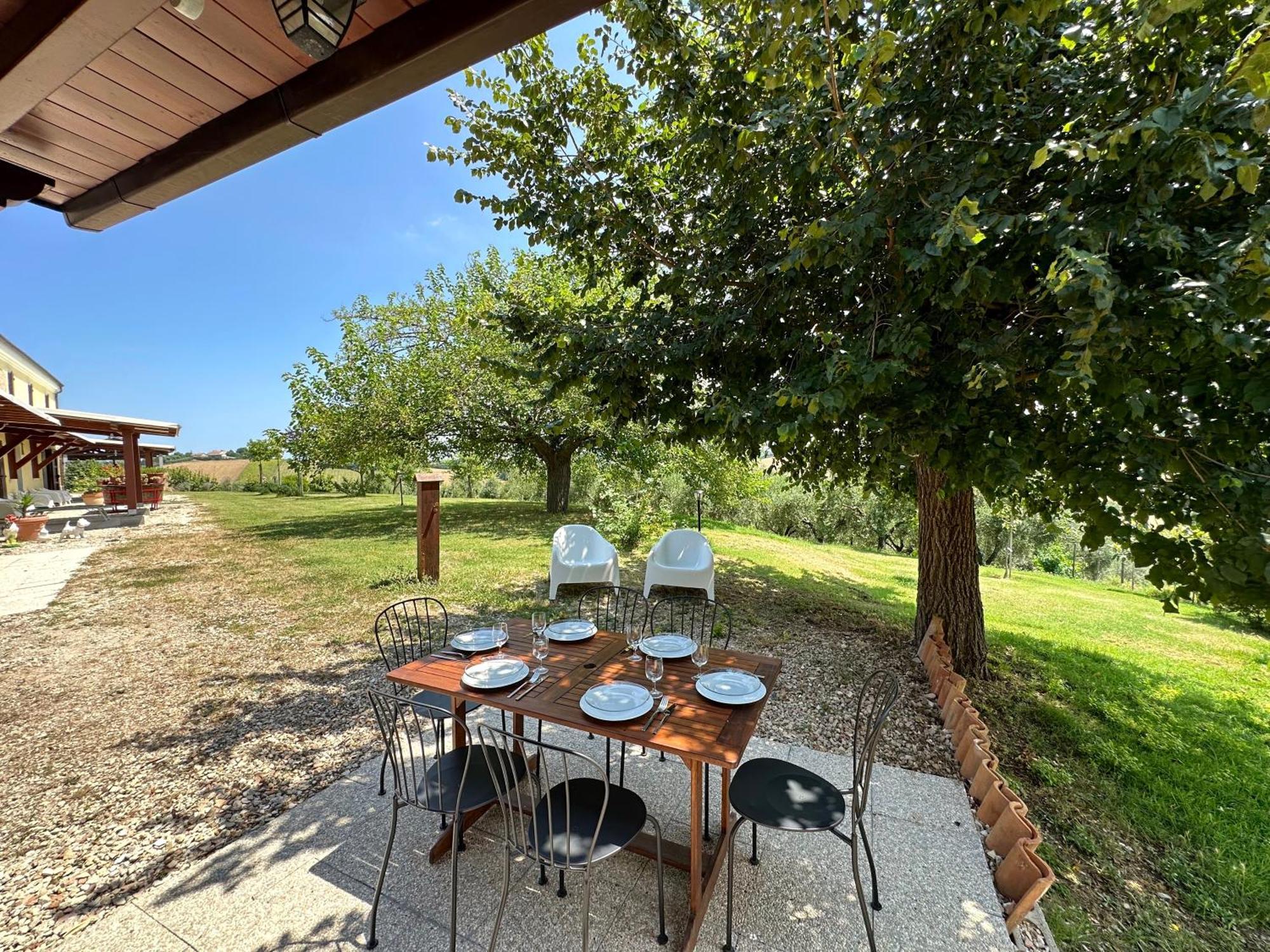Casale Casini Soccorso Guest House Senigallia Bagian luar foto